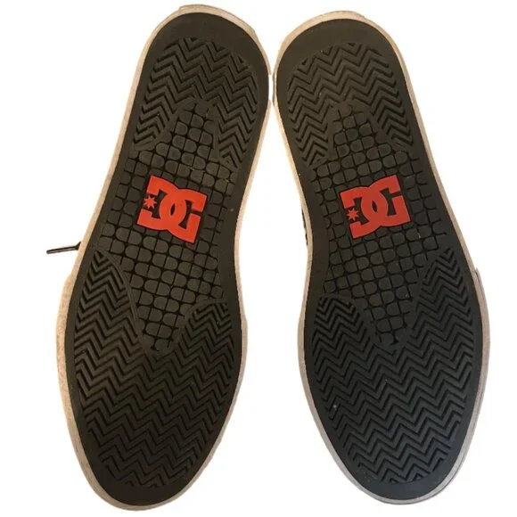 DC x Unisex Marvel Deadpool Manual Skater Shoes Men's Size 7.5 Women's size 9 - Picture 13 of 14